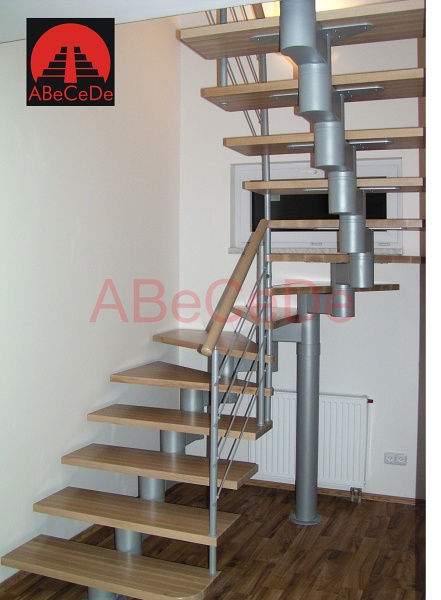 Název: Páteřové modulové schodiště tvaru U 
